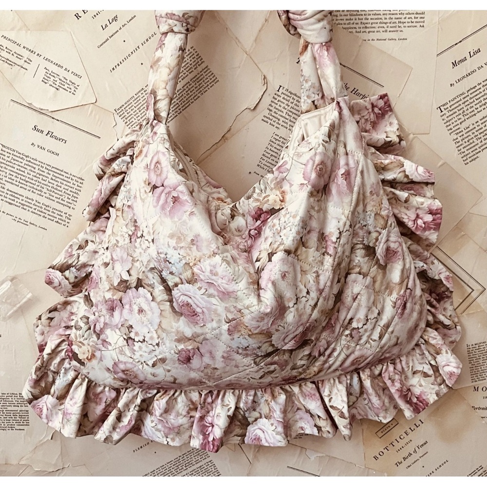 Free People Selkie Couch Cushion Bag Tote Shoulder Pammy Ivory Pink Floral - Picture 7 of 7